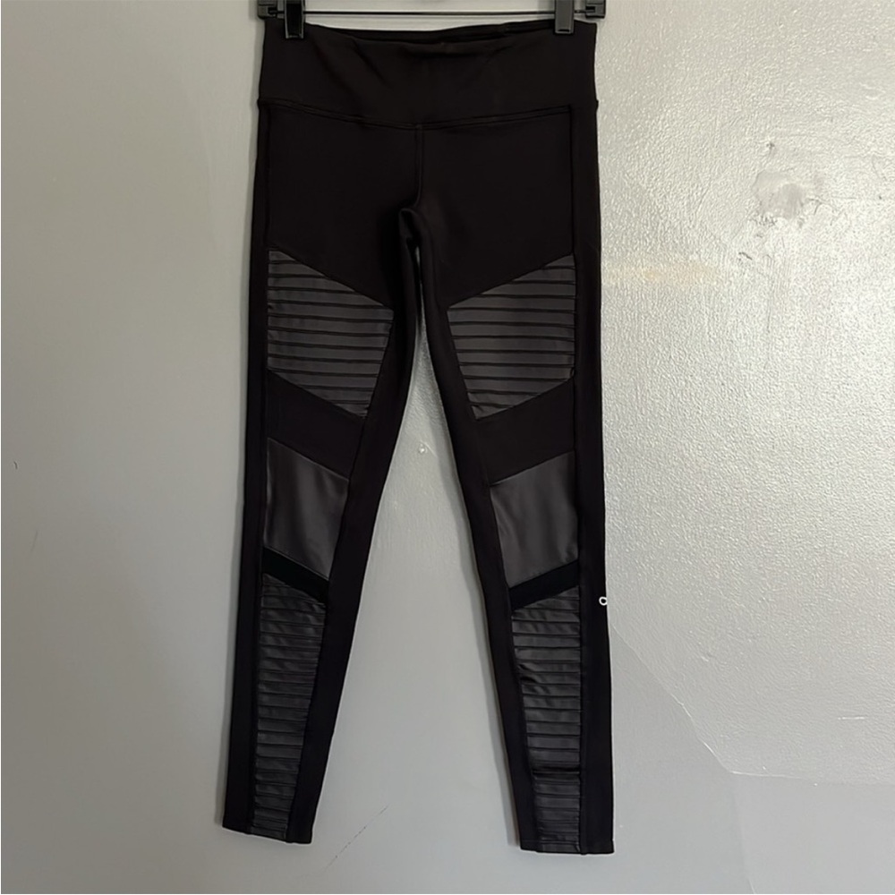 🎀Alo Yoga Moto Leggings🎀 - Picture 2 of 2